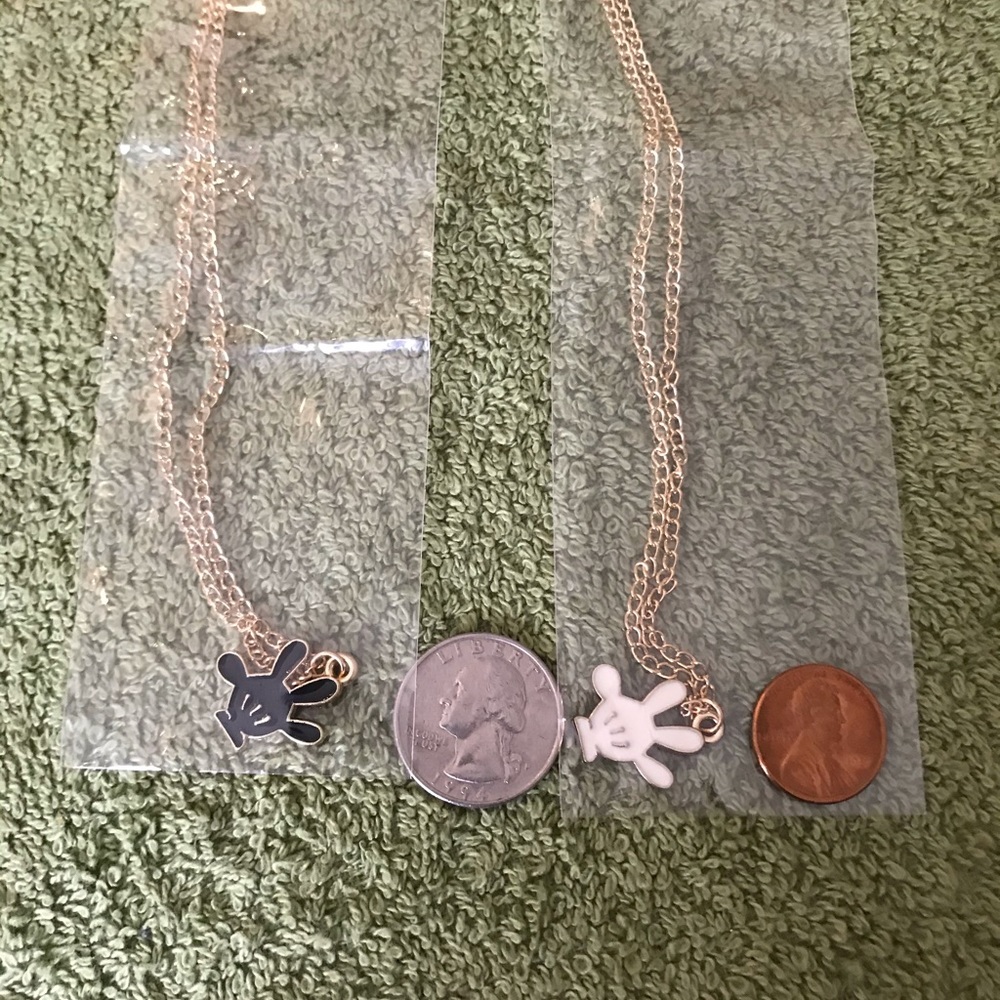 White New Mickey Mouse Glove Pendant Necklace - Picture 9 of 9